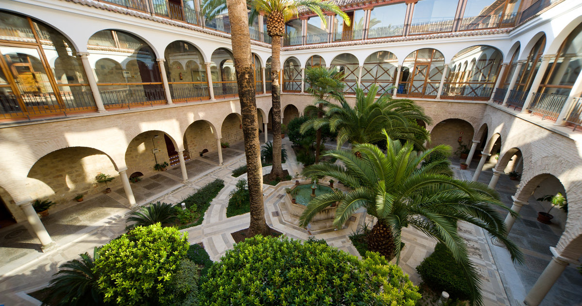 Hospital San Juan de Dios — Lugares míticos de Jaén · © lugaresmiticosdejaen.com